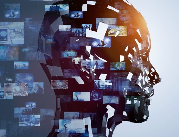 Digitale Illustration eines menschlichen Kopfes, zusammengesetzt aus Bildern und Datenfragmenten – Symbol für künstliche Intelligenz und Informationssuche